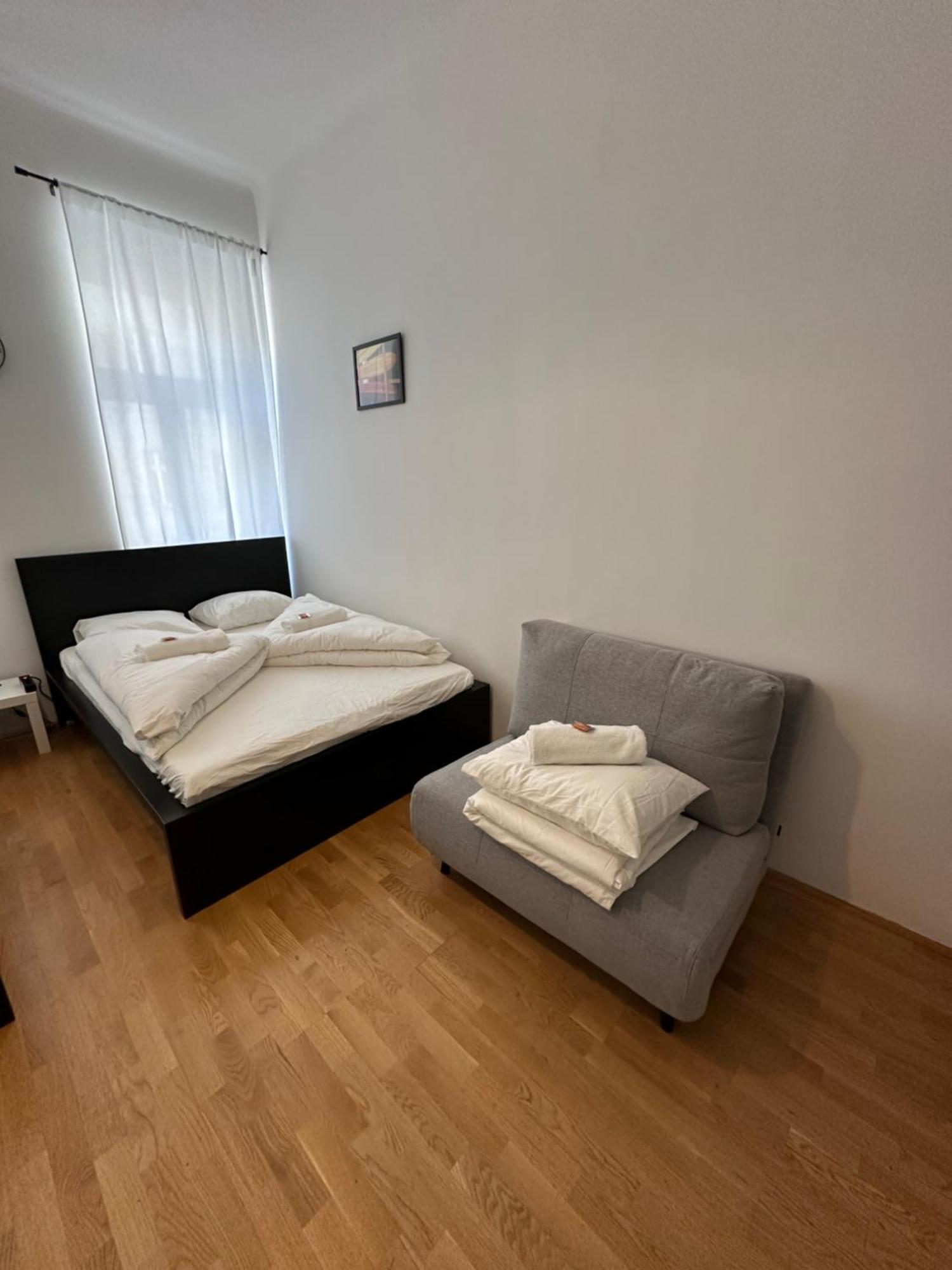 Cozy-5-Person Apartment In Vienna 5 Luaran gambar